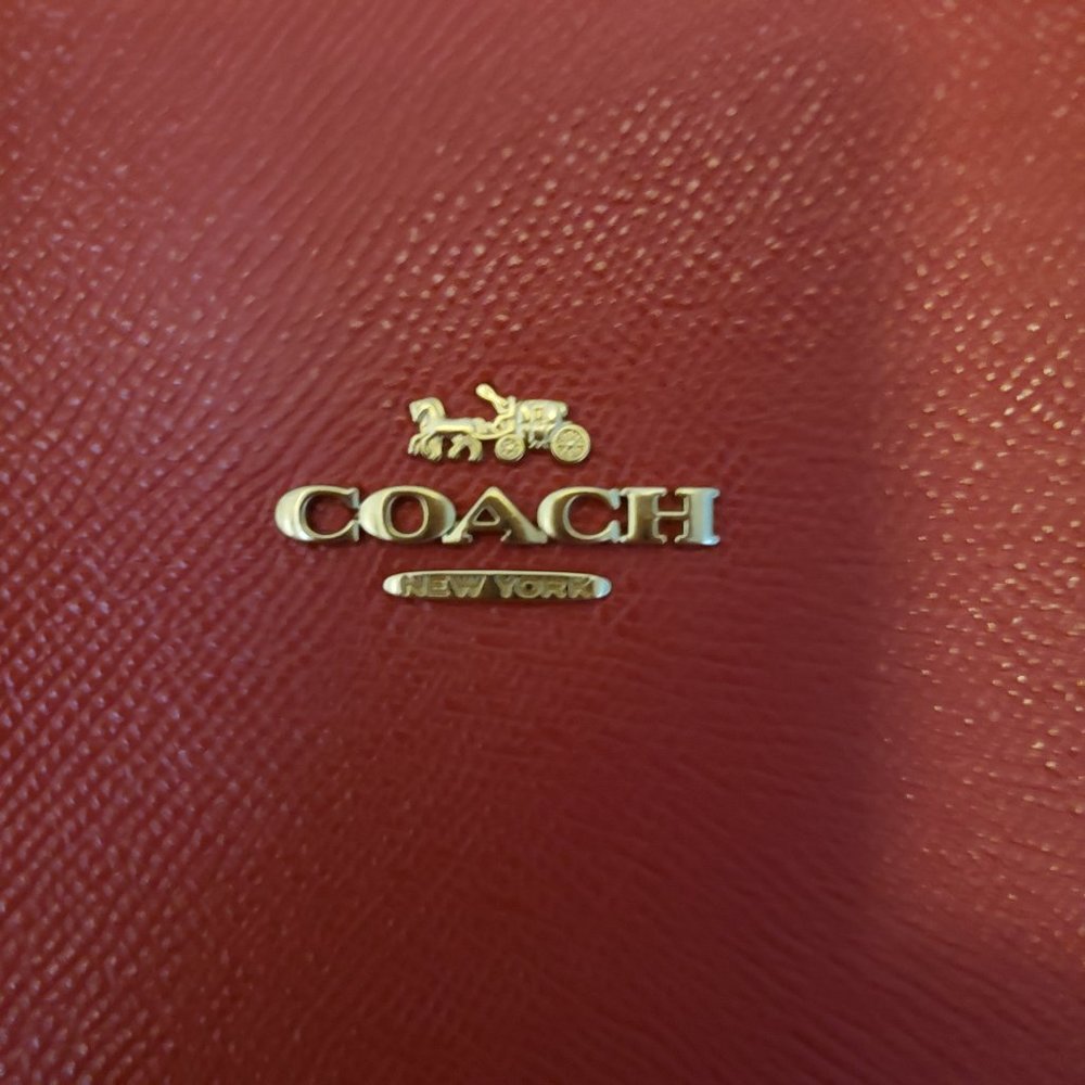 COACH TRUE RED PEBBLE LEATHER CITY TOTE - Picture 3 of 7